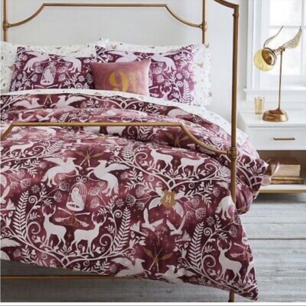 Pottery Barn Harry Potter Patronus Damask Duvet cover with Duvet